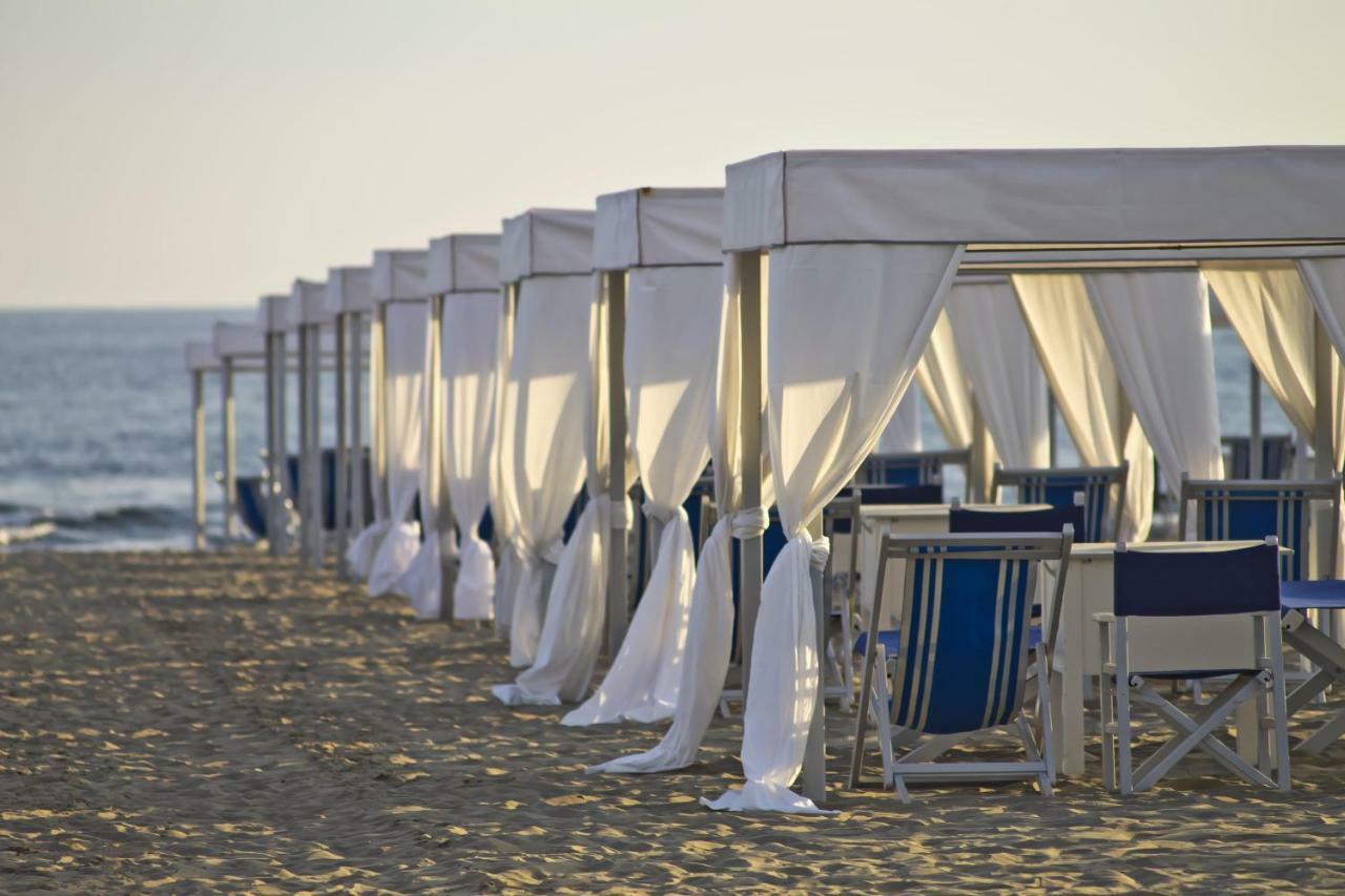 Monti Di Luna Forte dei Marmi Eksteriør billede